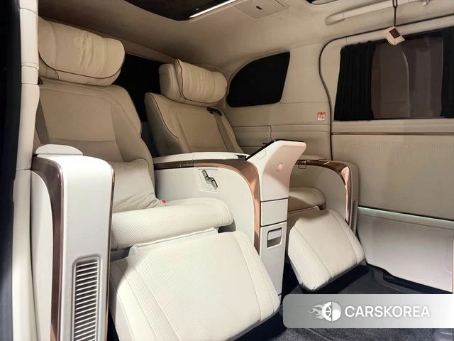 Lexus LM Second Generation 2025 Черный из Кореи, фото 2