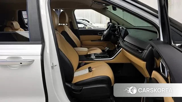 Kia Carnival 4th generation 2022 Белый из Кореи, фото 2