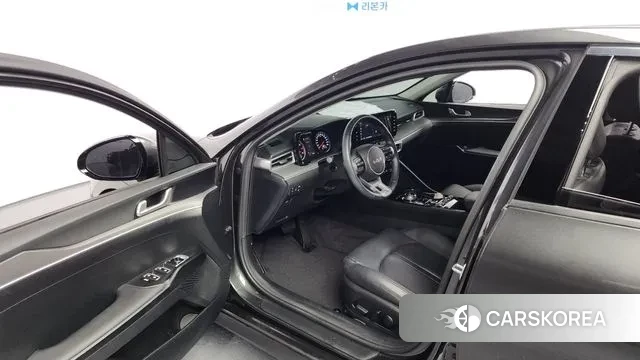 Kia K5 3rd generation 2023 Серый из Кореи, фото 2