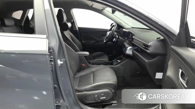 Hyundai Kona (SX2) 2023 Серый из Кореи, фото 2