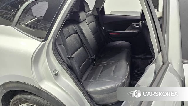 Kia Niro Plus 2022 Серебряный из Кореи, фото 2