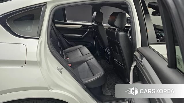 BMW X4 (F26) 2018 Белый из Кореи, фото 2