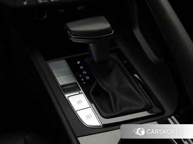 Hyundai Avante Hybrid (CN7) 2023 Белый из Кореи, фото 2