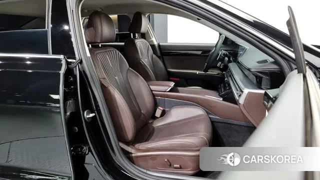 Hyundai Grandeur Hybrid (GN7) 2023 Черный из Кореи, фото 2