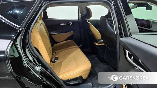 Kia EV6 2023 Черный из Кореи, фото 2