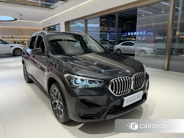 BMW X1 2023 Черный из Китая, фото 2