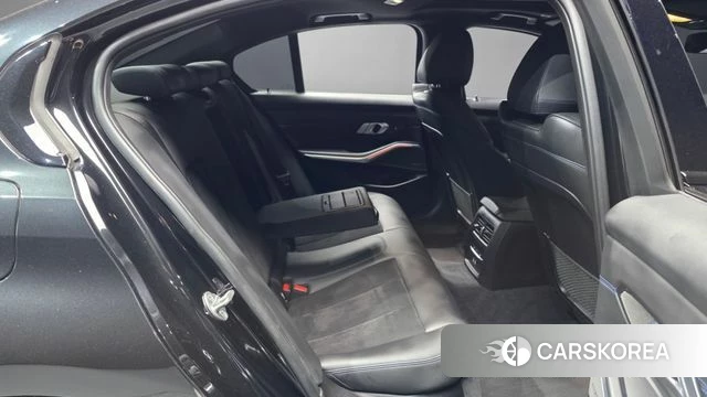 BMW 3 Series (G20) 2021 Черный из Кореи, фото 2