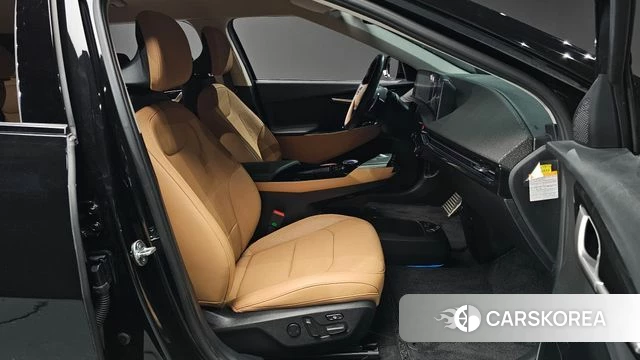 Kia EV6 2023 Черный из Кореи, фото 2