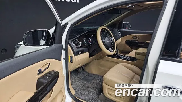 Kia The New Carnival id 2499132 из Кореи 2