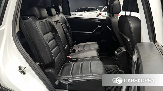 Volkswagen Tiguan Allspace 2020 Белый из Кореи, фото 2