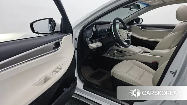 Hyundai The New Grandeur IG Hybrid 2022 Черный из Кореи, фото 2