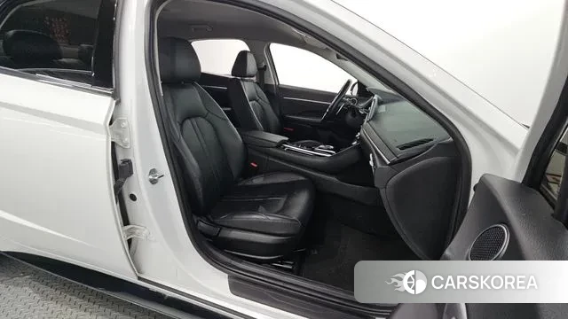 Hyundai Sonata (DN8) 2022 Белый из Кореи, фото 2