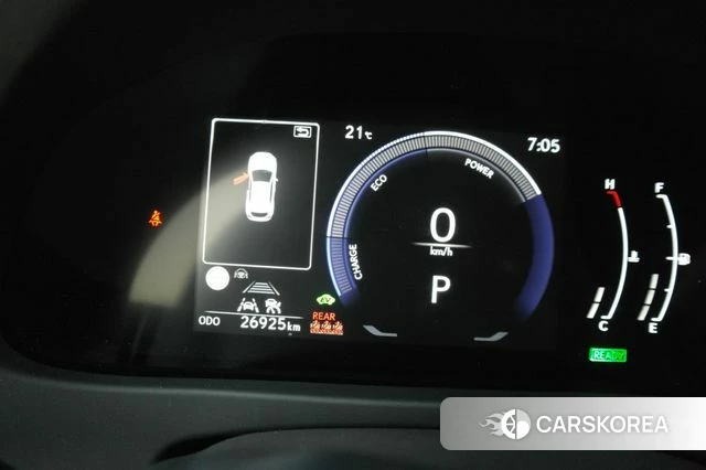 Lexus UX300h 2024 Белый из Кореи, фото 2