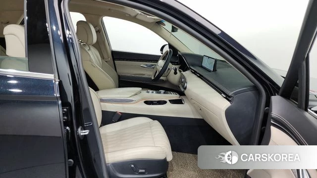 Genesis GV70 2021 Черный из Кореи, фото 2