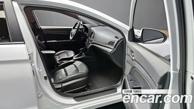 Hyundai Avante AD id 2285023 из Кореи 2