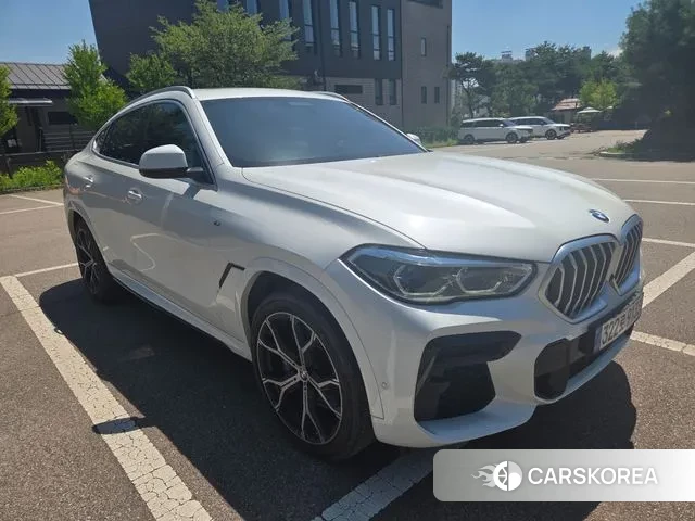 BMW X6 (G06) 2022 Белый из Кореи, фото 2