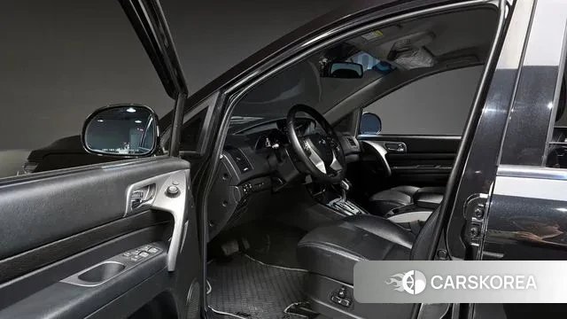Ssangyong Korando Turismo 2018 Черный из Кореи, фото 2
