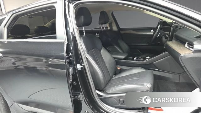 Kia K5 3rd generation 2021 Черный из Кореи, фото 2