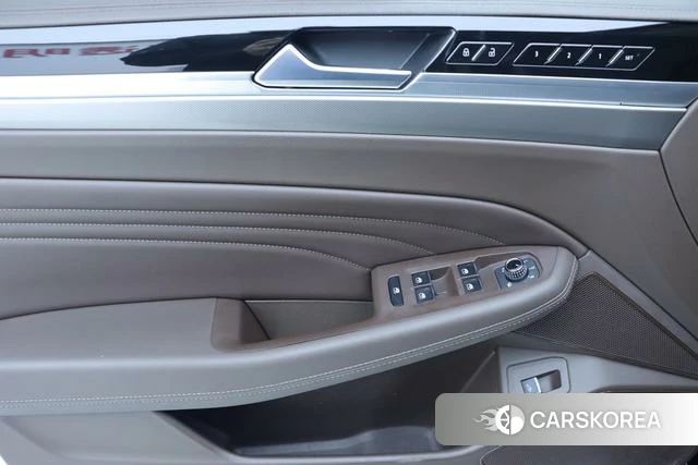 Volkswagen Huiang 2023 Черный из Китая, фото 2