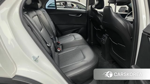 Kia Di All New Niro EV 2023 Белый из Кореи, фото 2
