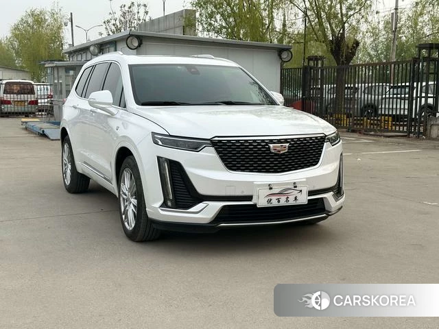 Cadillac XT6 2023 Белый из Китая, фото 2