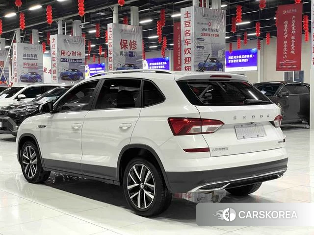 Skoda Komick 2023 Белый из Китая, фото 2