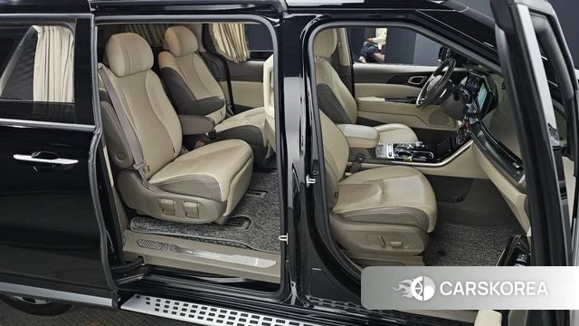 Kia Carnival 4th generation 2021 Черный из Кореи, фото 2