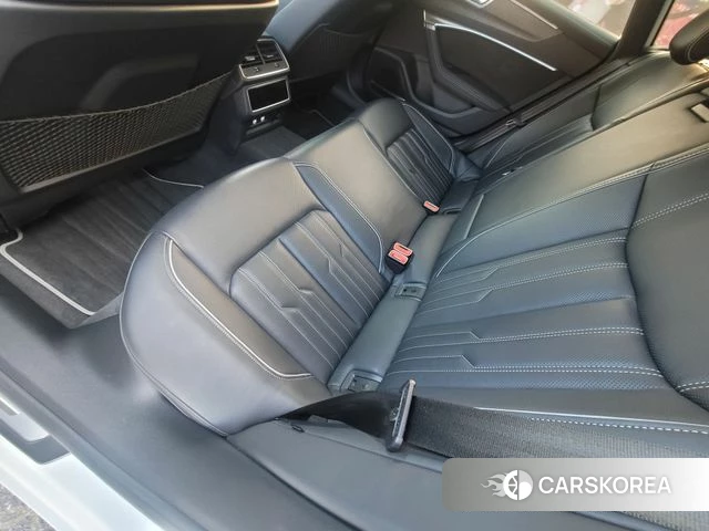 Audi A7 (4K) 2020 Белый из Кореи, фото 2