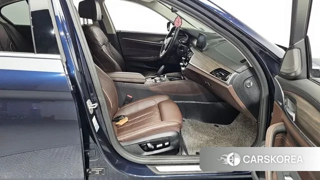 BMW 5 Series (G30) 2020 Синий из Кореи, фото 2