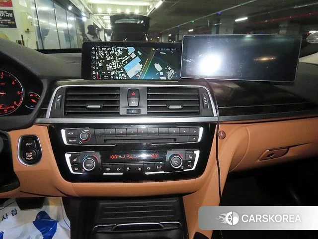 BMW 3 Series GT (F34) 2020 Серебристо-серый из Кореи, фото 2