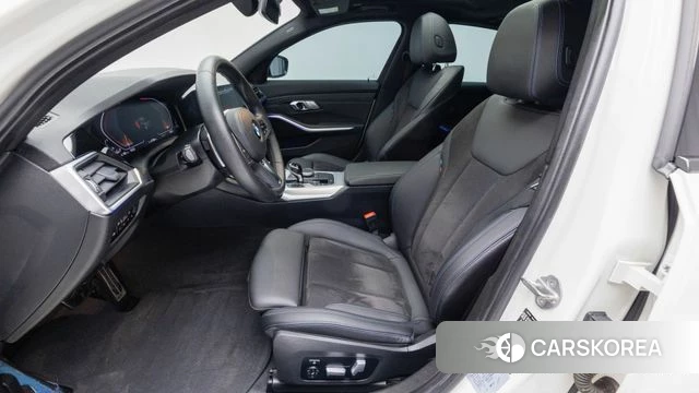 BMW 3 Series (G20) 2022 Белый из Кореи, фото 2