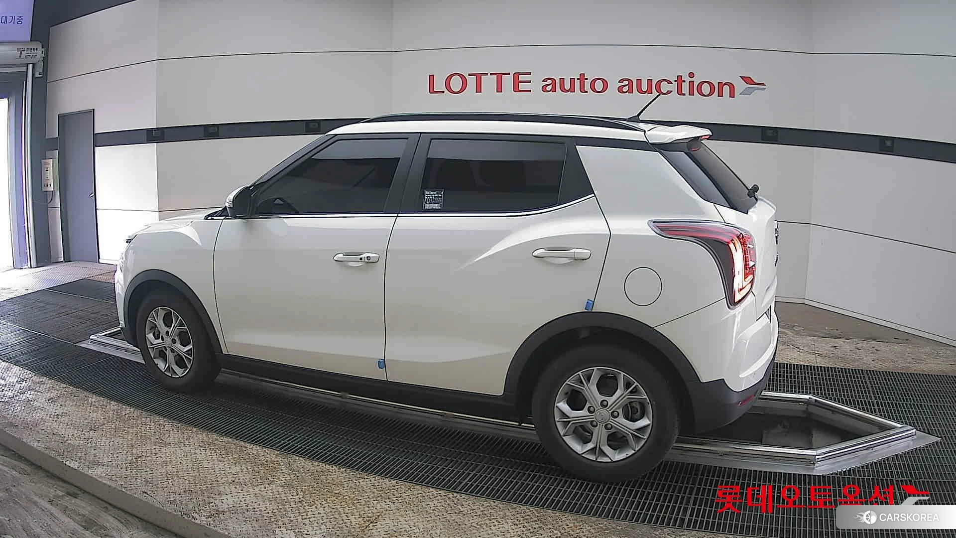 SsangYong Tivoli 2021 Grand White из Кореи, фото 2