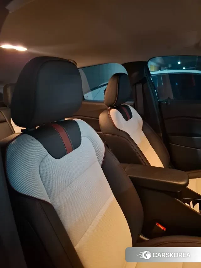 Chevrolet (GM Daewoo) Trax Crossover 2025 Черный из Кореи, фото 2