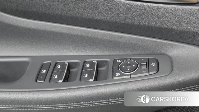Hyundai The New Santa Fe 2021 Белый из Кореи, фото 2