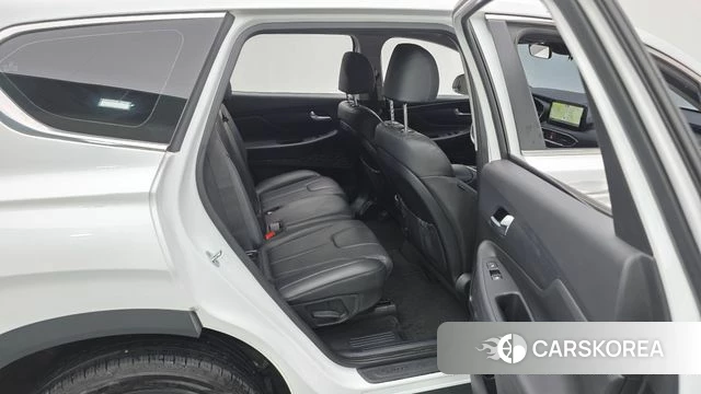 Hyundai The New Santa Fe 2022 Белый из Кореи, фото 2