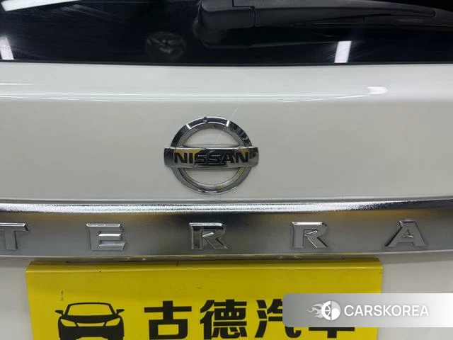 Nissan Tuda 2022 Белый из Китая, фото 2