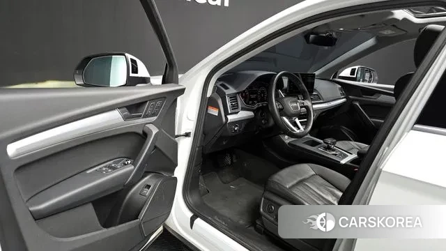 Audi Q5 (FY) 2021 Белый из Кореи, фото 2