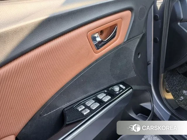 Ssangyong Tivoli Armor 2018 Серый из Кореи, фото 2