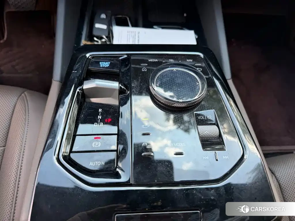 BMW i5 2024 Черный из Китая, фото 2