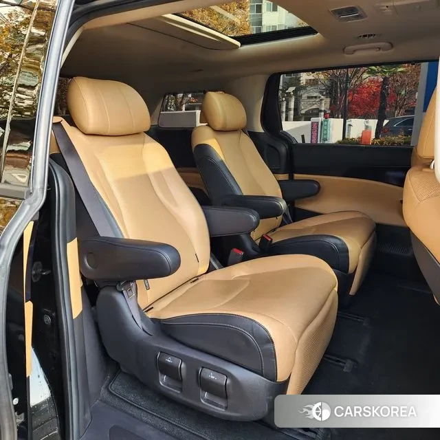 Kia Carnival 4th generation 2021 Черный из Кореи, фото 2