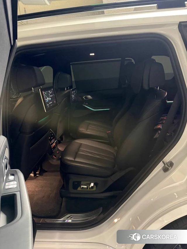 BMW X7 (G07) 2021 Белый из Кореи, фото 2