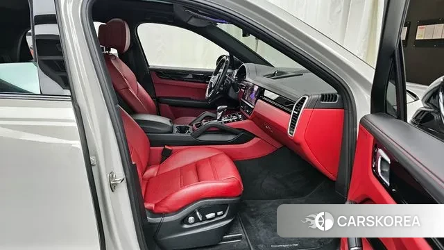 Porsche Cayenne (PO536) 2021 Серебристо-серый из Кореи, фото 2