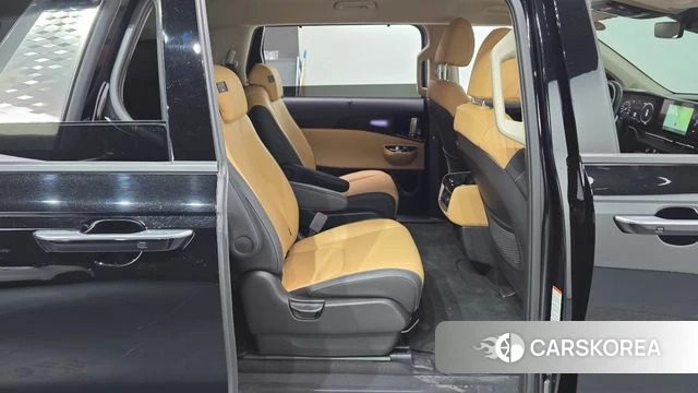 Kia Carnival 4th generation 2023 Черный из Кореи, фото 2
