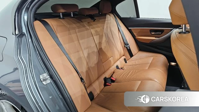 BMW 3 Series (F30) 2018 Серый из Кореи, фото 2