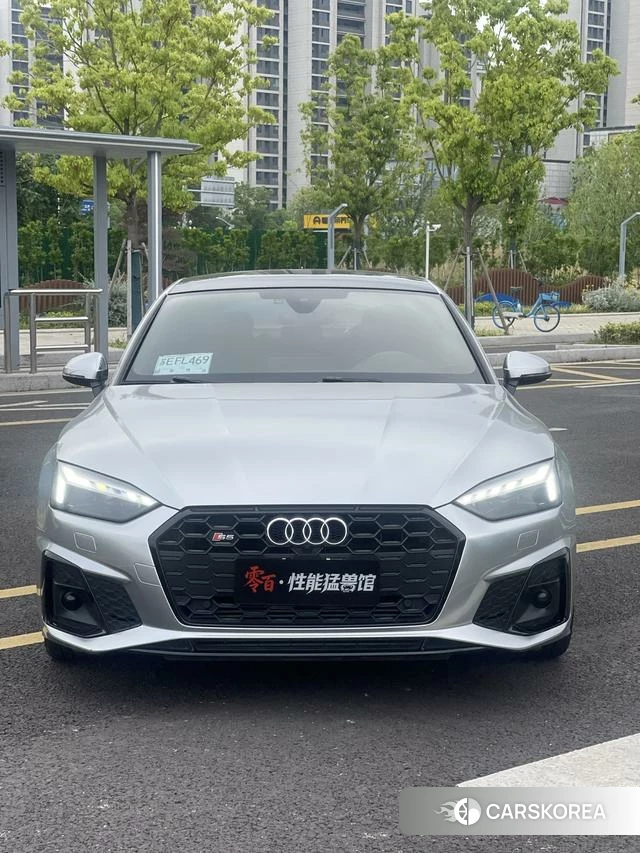 Audi S5 2021 Серебристо-серый из Китая, фото 2