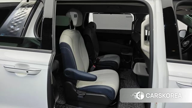 Kia The New Carnival 4th Generation 2024 Белый из Кореи, фото 2