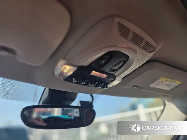 Mini Cooper SD Countryman 2021 Светло-серебряный цвет из Кореи, фото 2