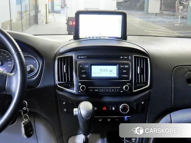 Hyundai The New Grand Starex 2019 Серебристо-серый из Кореи, фото 2