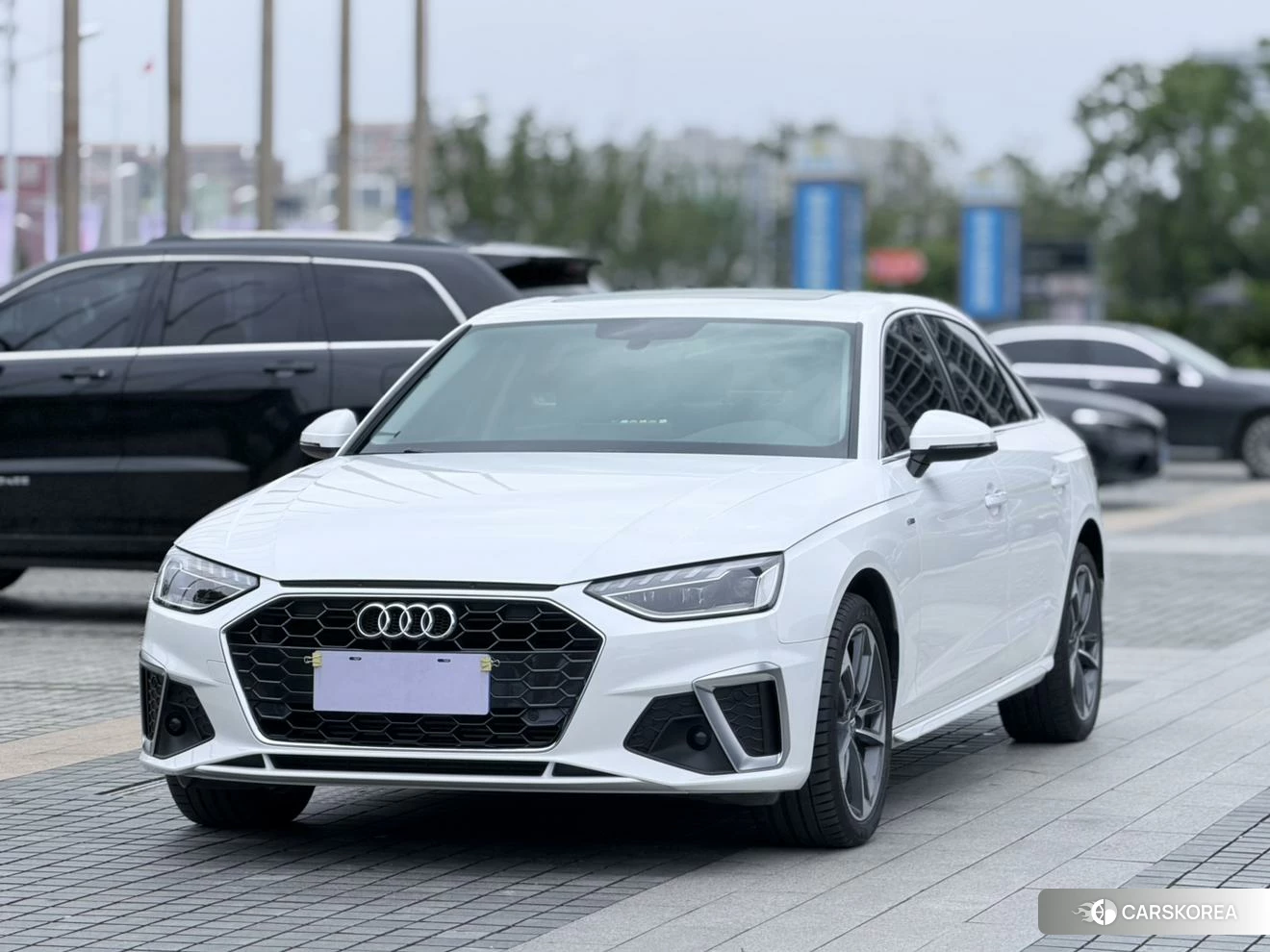 Audi A4L 2020 Белый из Китая, фото 2