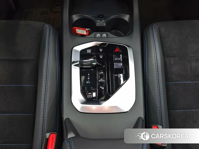 BMW 2 series 2025 Темно-серый из Китая, фото 2